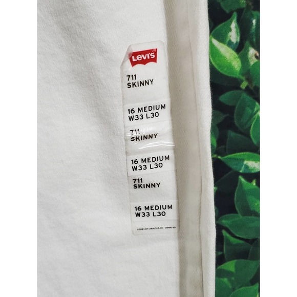 Levi's 711 Mid Rise Skinny White Jeans-Size 16 L33xW30 - Picture 2 of 9